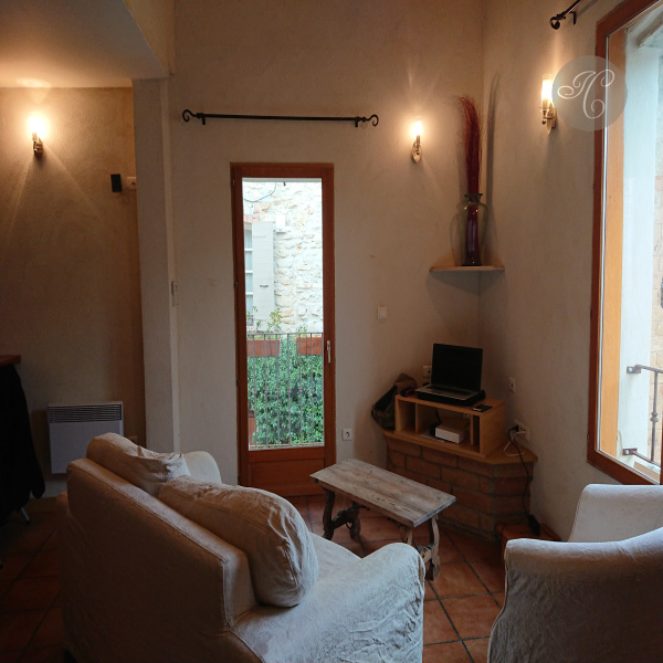 Offres de location Maison de village Châteauneuf-de-Gadagne 84470